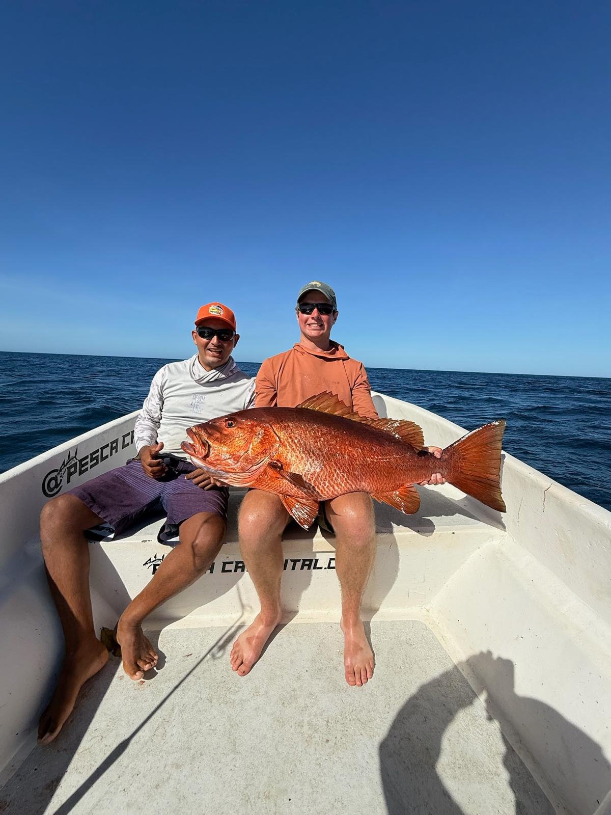 Pesca deportiva con capitán local en Cambutal, Panamá