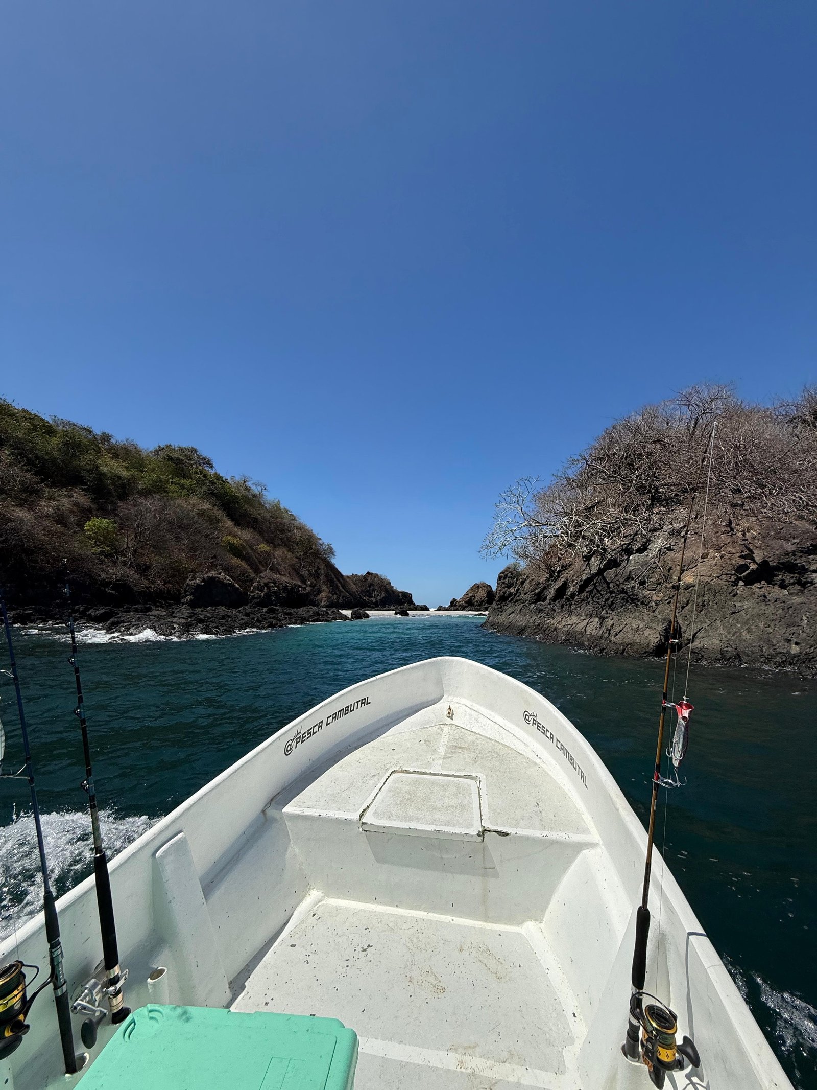 Costa y roca cerca de Cambutal, Tonosí, Los Santos, Panamá